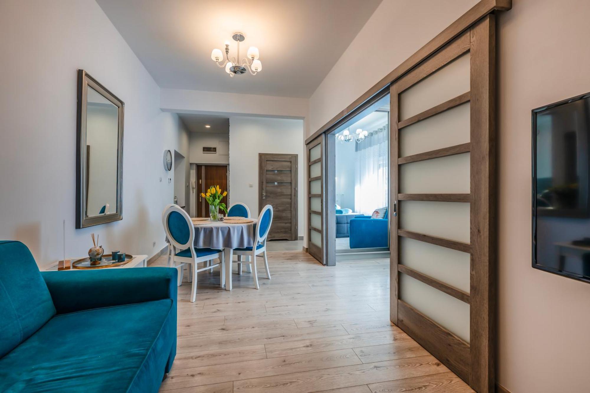 Florencja Parking Gratis Moxy Te&Am Cracow كراكوفيا المظهر الخارجي الصورة